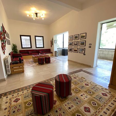 Lemon Tree Residence Аман Екстериор снимка