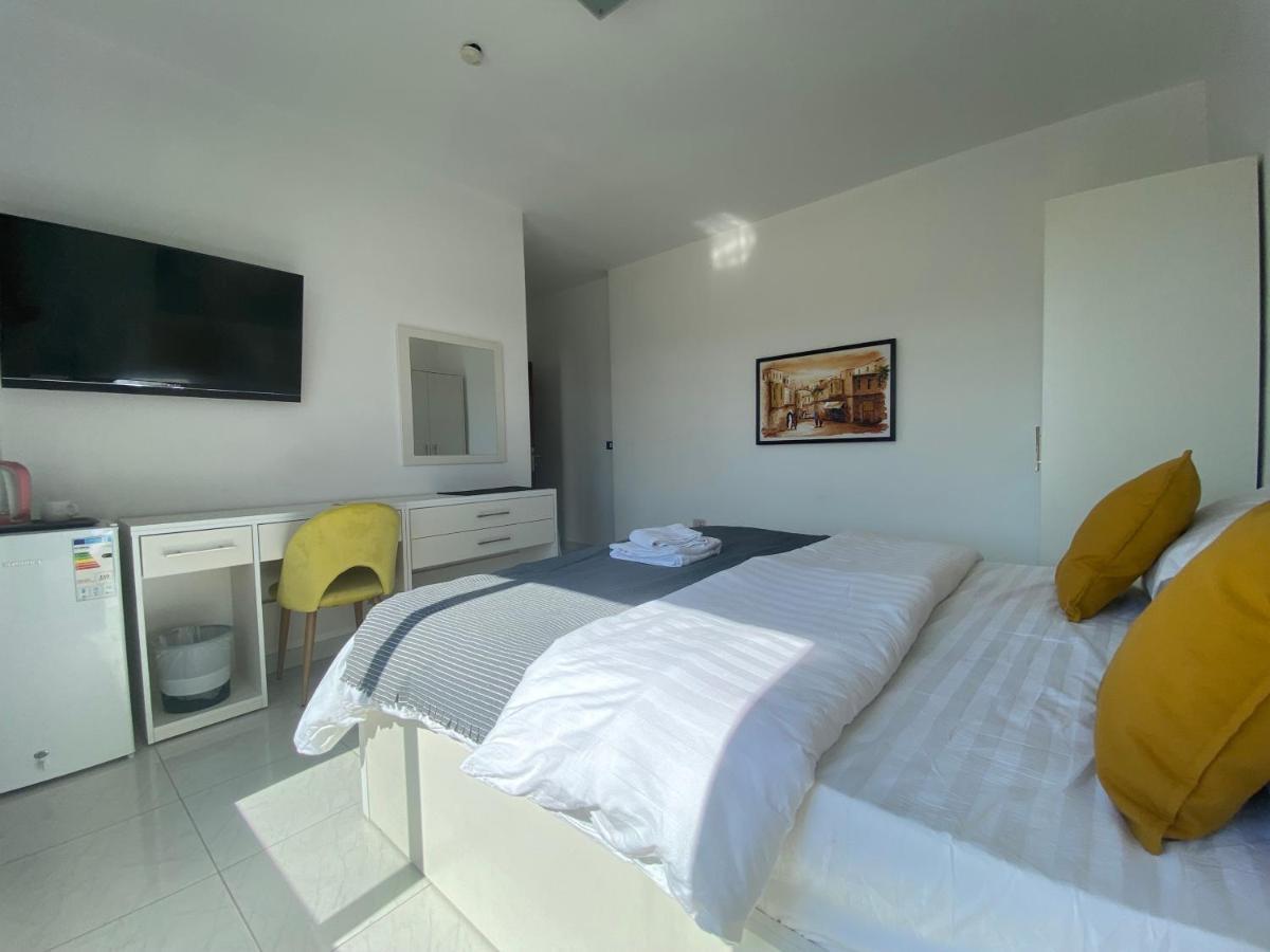 Lemon Tree Residence Аман Екстериор снимка