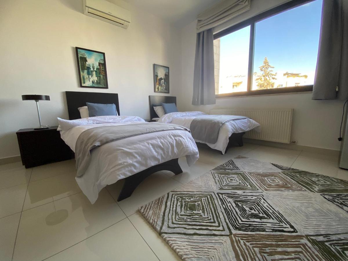 Lemon Tree Residence Аман Екстериор снимка