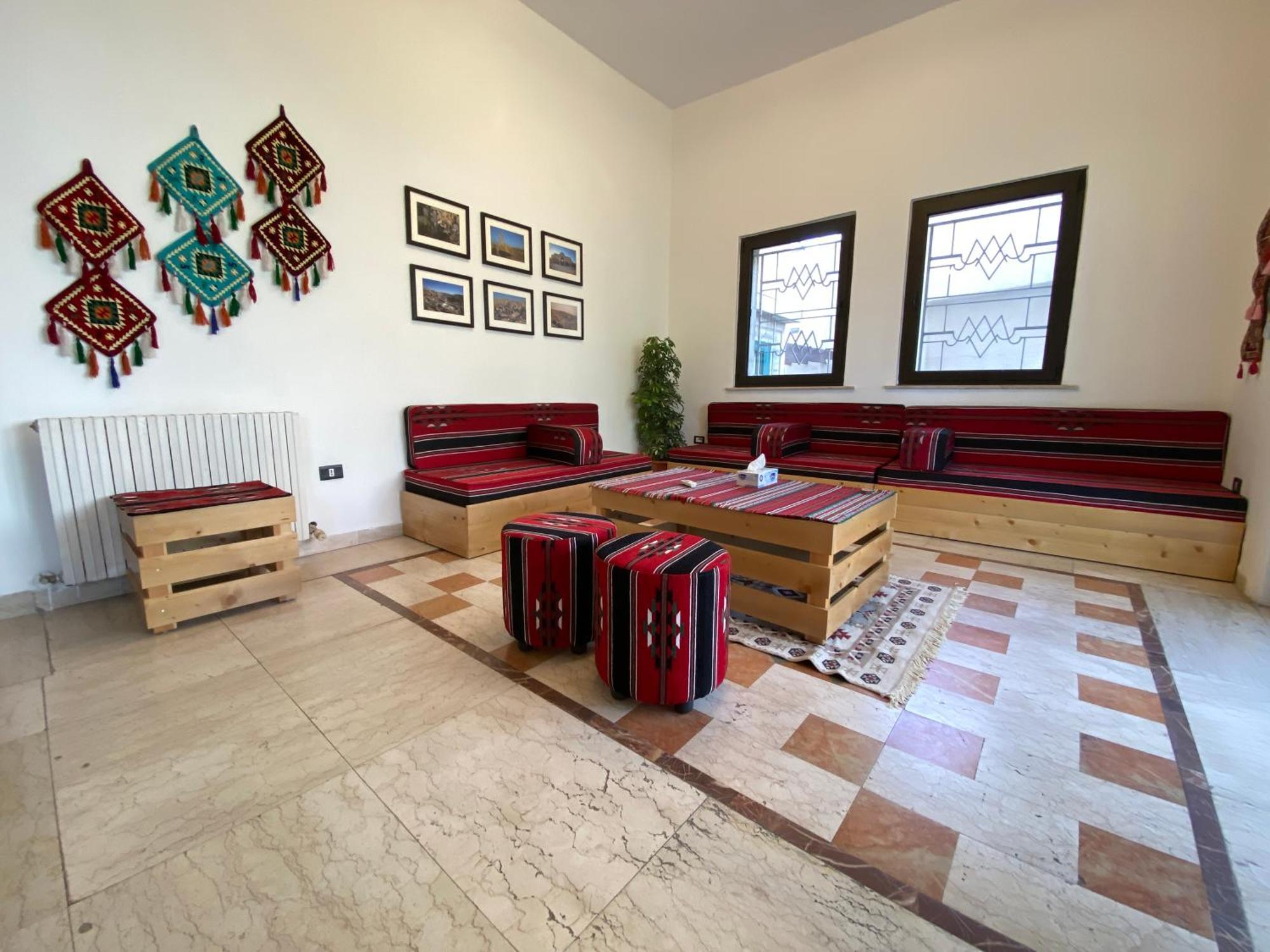 Lemon Tree Residence Аман Екстериор снимка