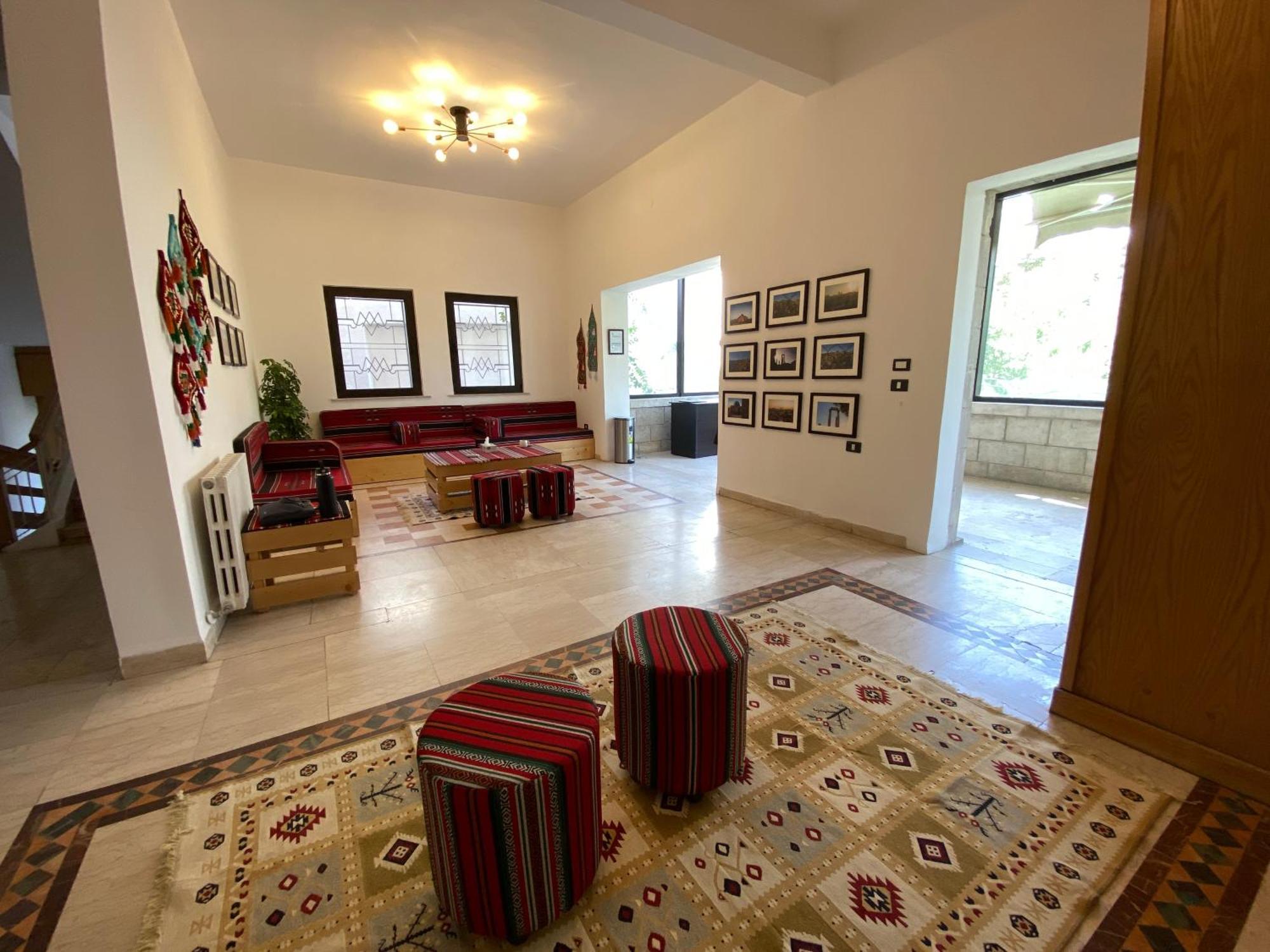 Lemon Tree Residence Аман Екстериор снимка